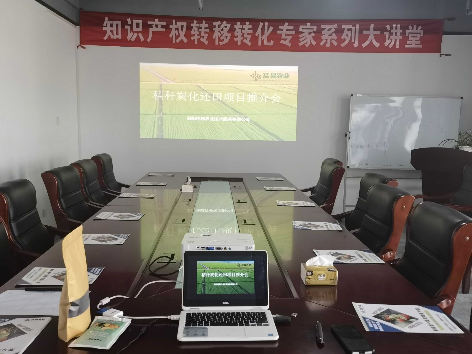 1732601065756814.jpg 1732601065756814.jpg