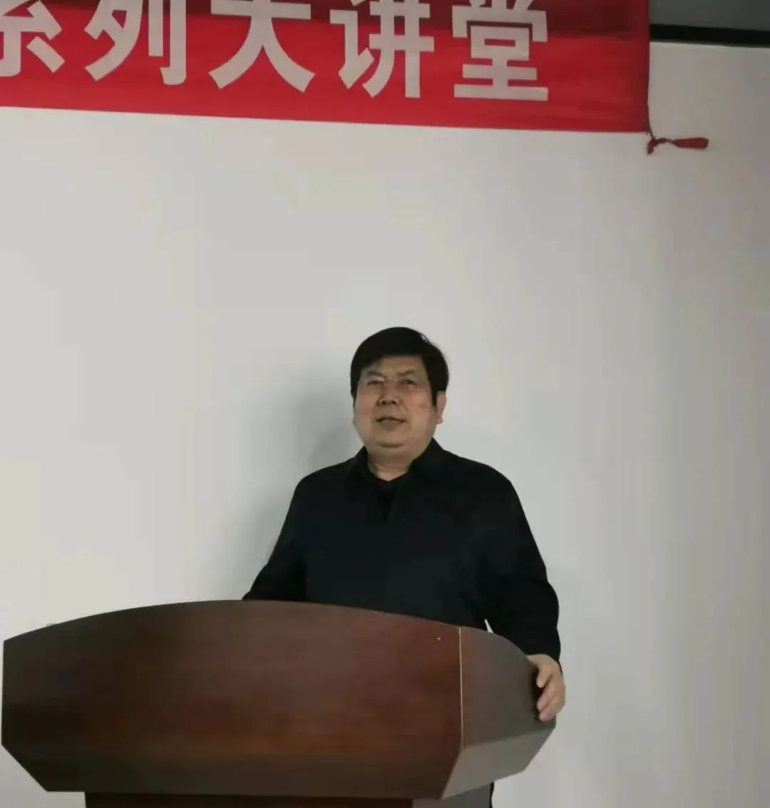 1732601084729088.jpg 1732601084729088.jpg